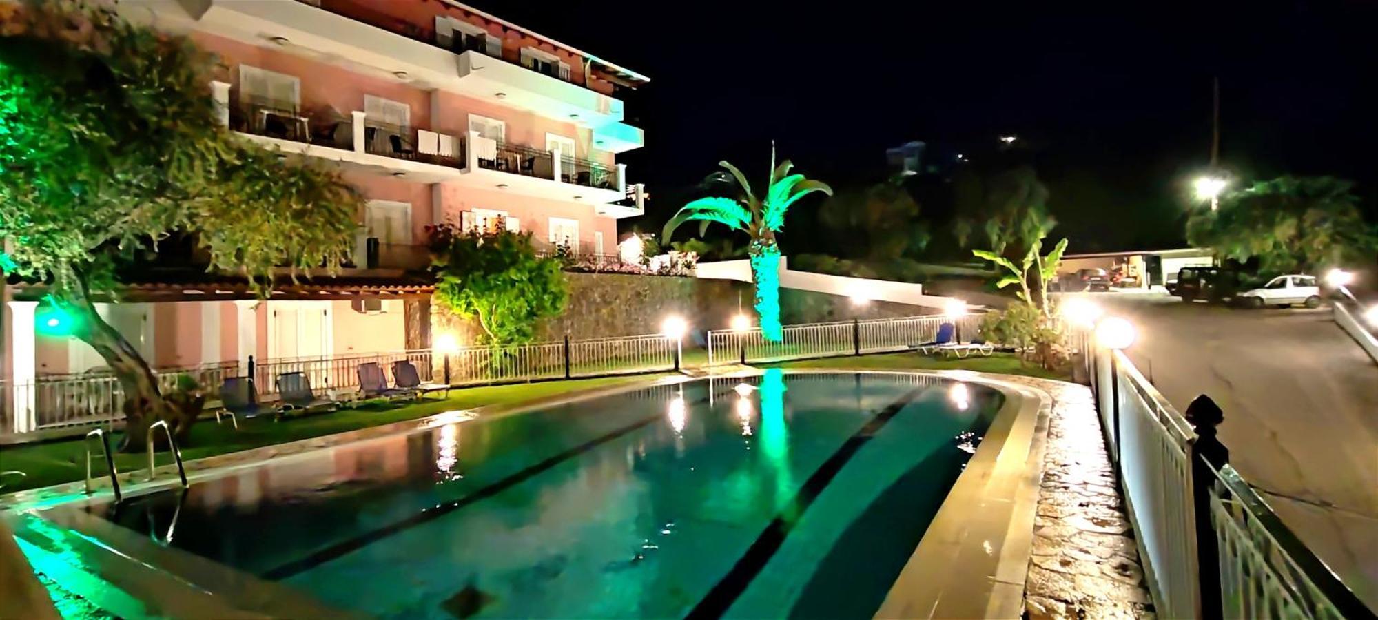 Thomas Apartments Dassia  Exterior foto